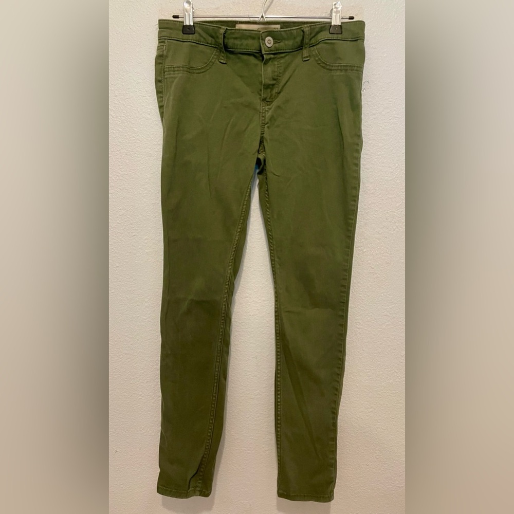 Hollister Women's Skinny Jeans - Olive Green
